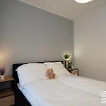 アパート Pine Tree House 6 ミエンジボジェ