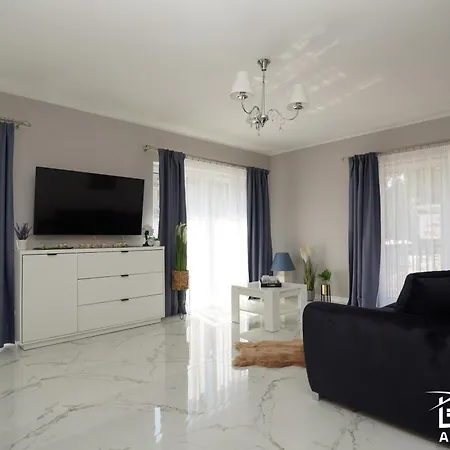 Pine Tree House 6 D&d Międzywodzie