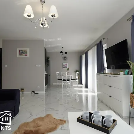 Daire Pine Tree House 6 D&d Międzywodzie